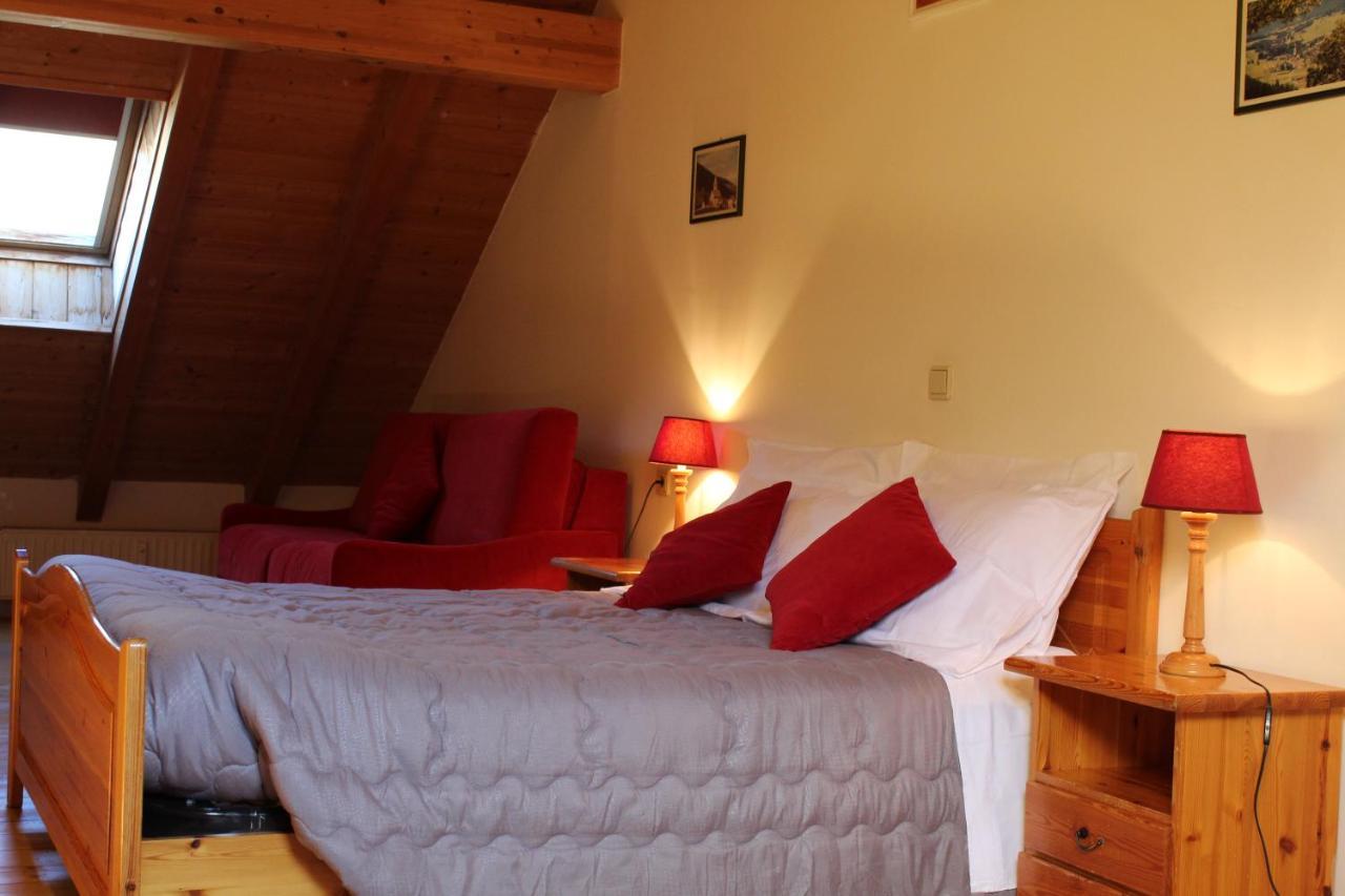 ヴィッラバッサ Residenze Sonnenschein Casa Rossaアパートホテル エクステリア 写真