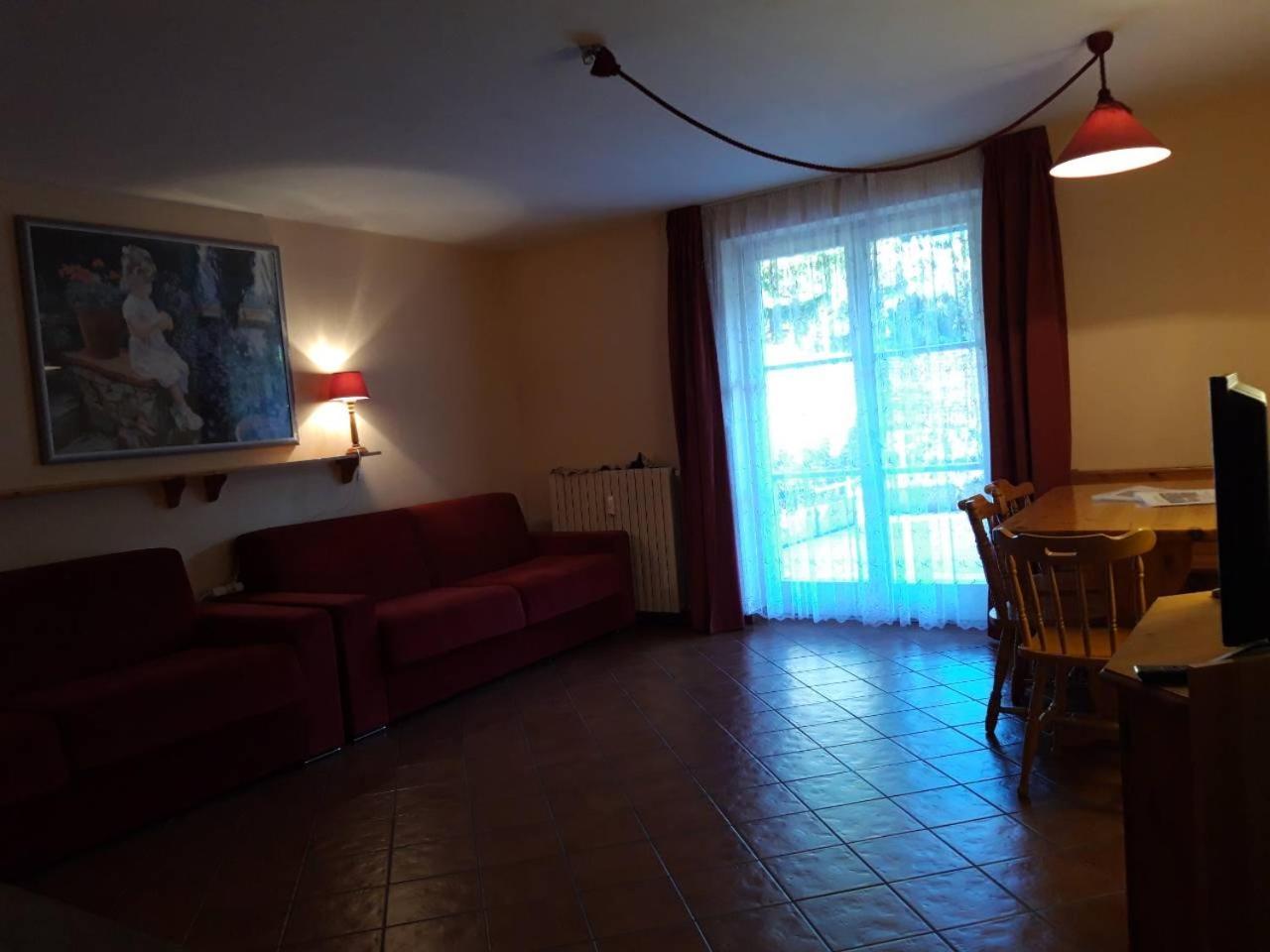 ヴィッラバッサ Residenze Sonnenschein Casa Rossaアパートホテル エクステリア 写真